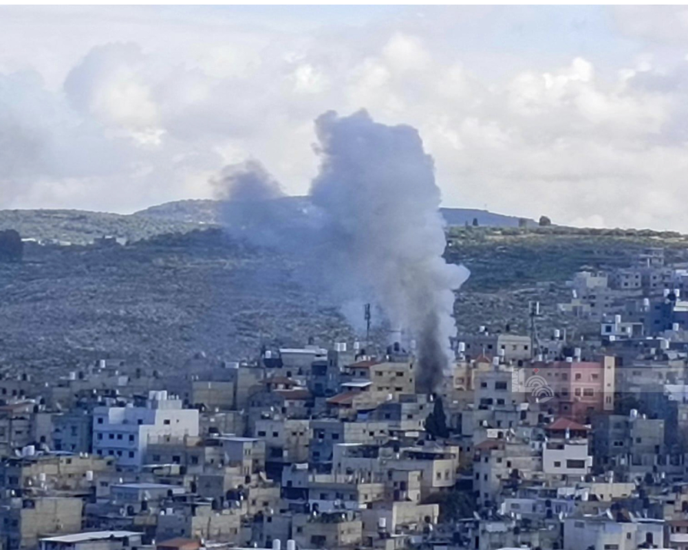الاحتلال الإسرائيلي يفجر منزلا في مخيم طولكرم ويواصل حصار مستشفى ثابت ثابت 1 1704312841 2168540171725553743