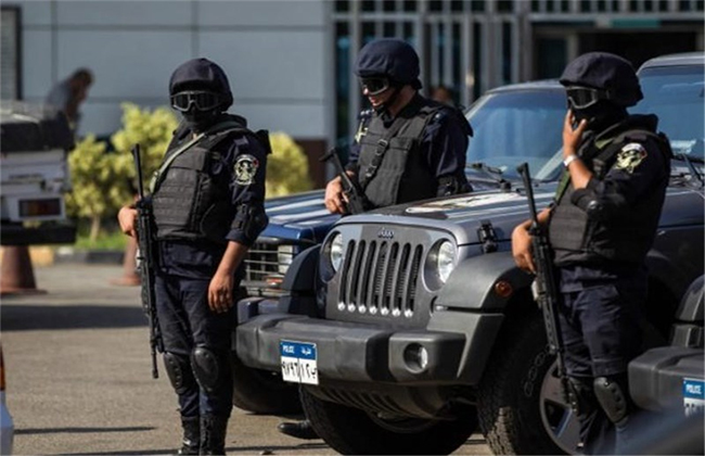 مصدر أمني ينفي زعم أحد الأشخاص بسعي ضابط بقسم شرطة العامرية لإتخاذ إجراءات ضده دون وجه حق 1 19 2017 636451377835146230 5141725563164