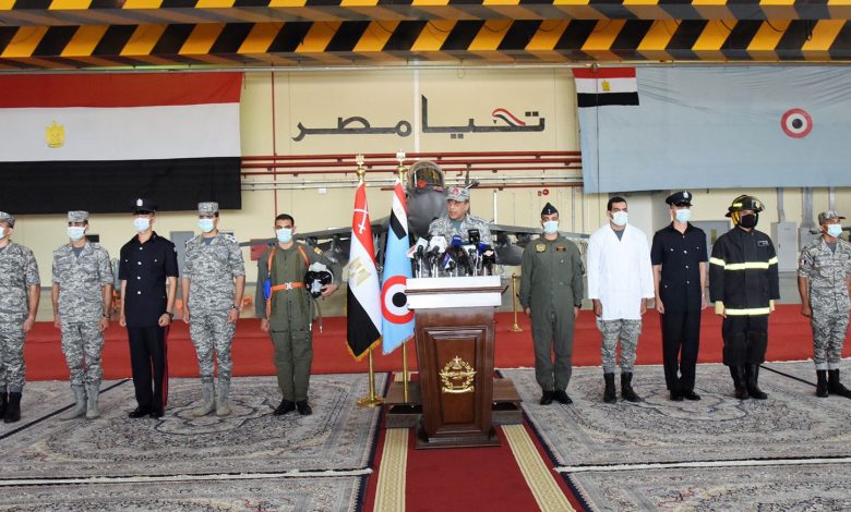 القوات الجوية تنظم عروضا جوية في سماء العلمين خلال فاعليات معرض مصر الدولي للطيران والفضاء 2024 1 19 2021 637698027453931943 3931725463085
