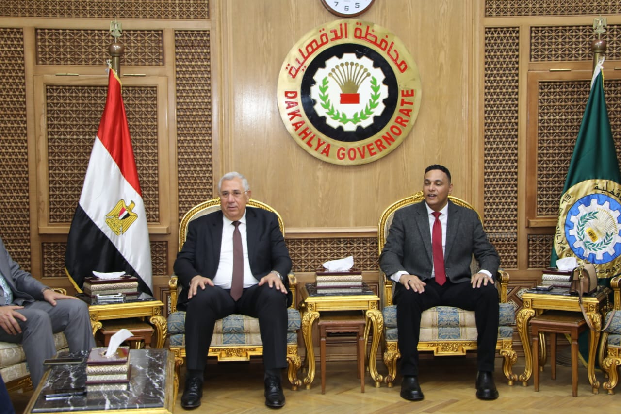 وزير الزراعة يبحث مع محافظ الدقهلية التعاون في المجالات المرتبطة بالتنمية الزراعية 1 19 2022 637849334376860206 6861725870425