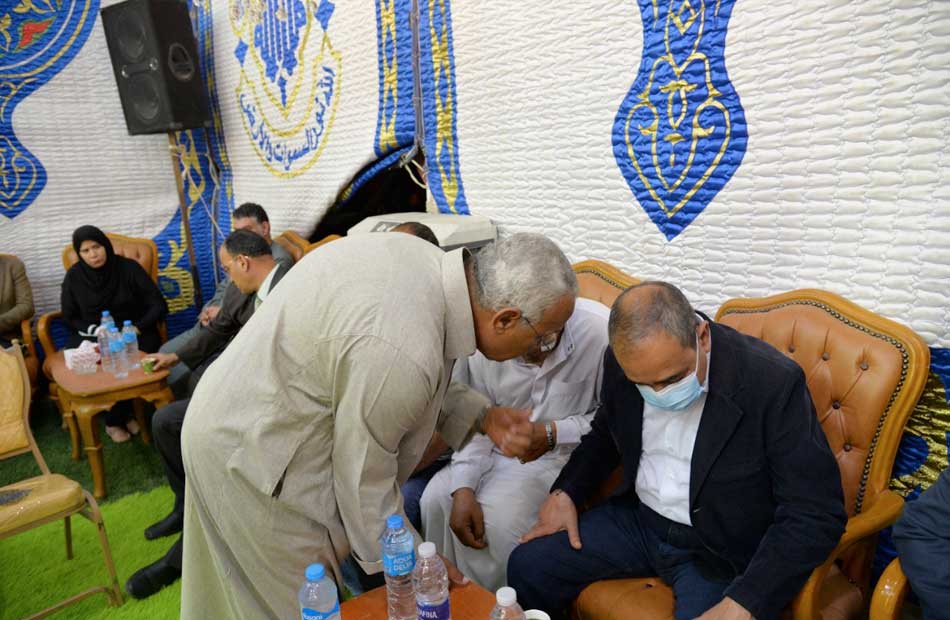 محافظ الإسماعيلية يتواصل هاتفيّا مع محافظ الشرقية لتقديم واجب العزاء في ضحايا حادث قطاري الزقازيق 1 19 2022 637893775508681264 8681726407663