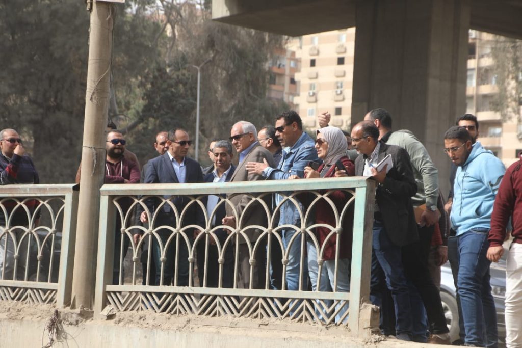 محافظ الجيزة يتابع ميدانياً حالة الإشغالات والنظافة بميدان الجيزة ومتفرعاته 1 19 2023 638105258433628871 3621725543004