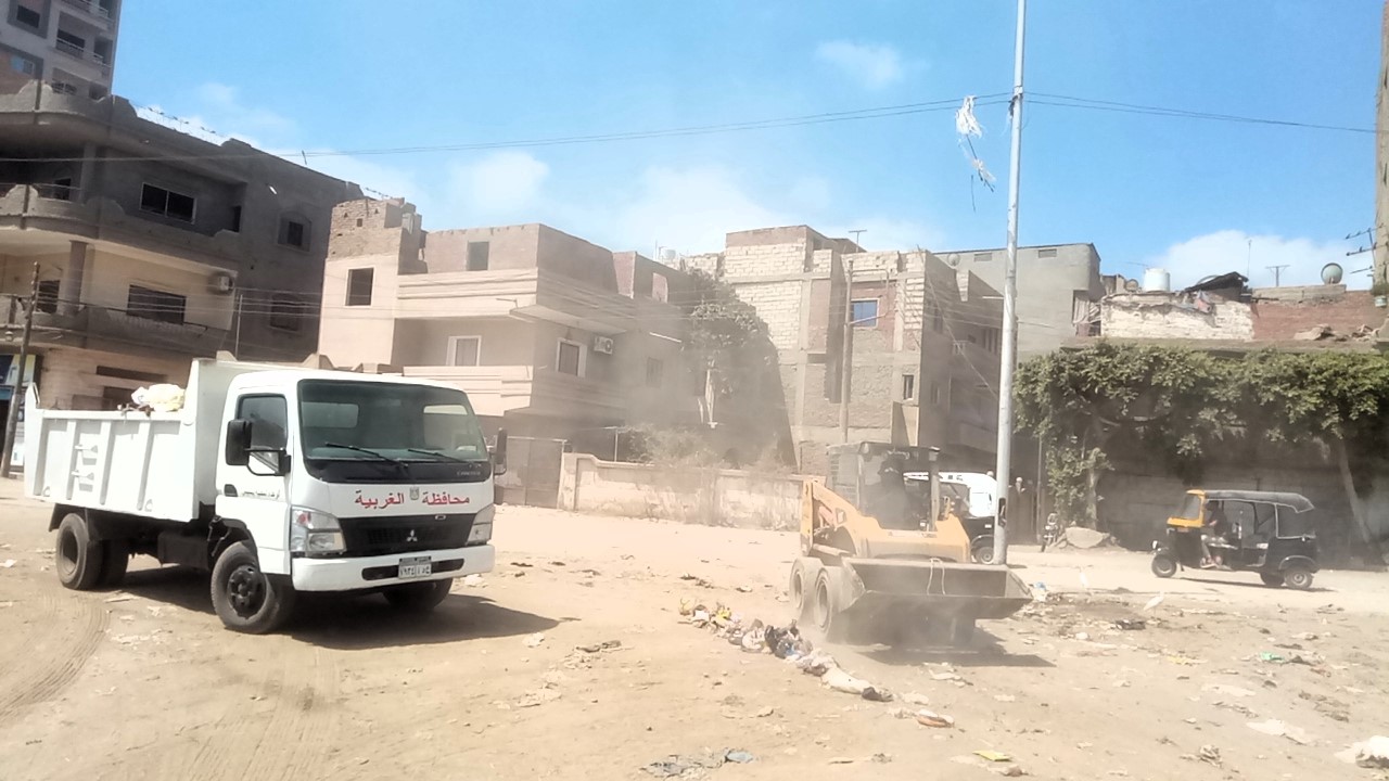 محافظ الغربية يؤكد تكثيف حملات النظافة والتجميل والقضاء على مقالب القمامة العشوائية 1 19 2024 638426435310260392 261725779644
