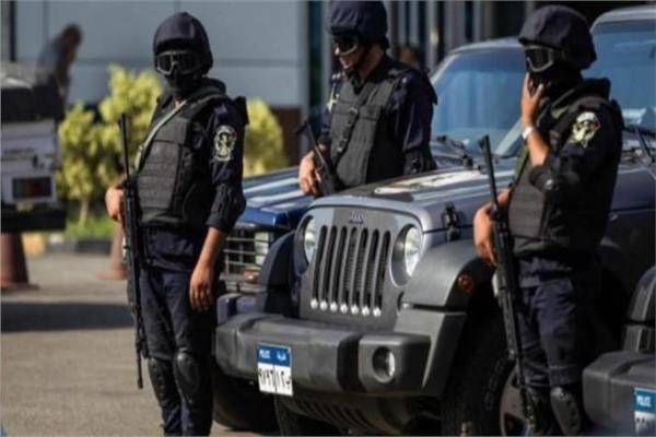 مصدر أمني ينفي ادعاءات "الإخوان" الإرهابية بتعرض طفلة أجنبية لإساءة معاملة بمطار الغردقة الدولي 1 202303110321397971727078103