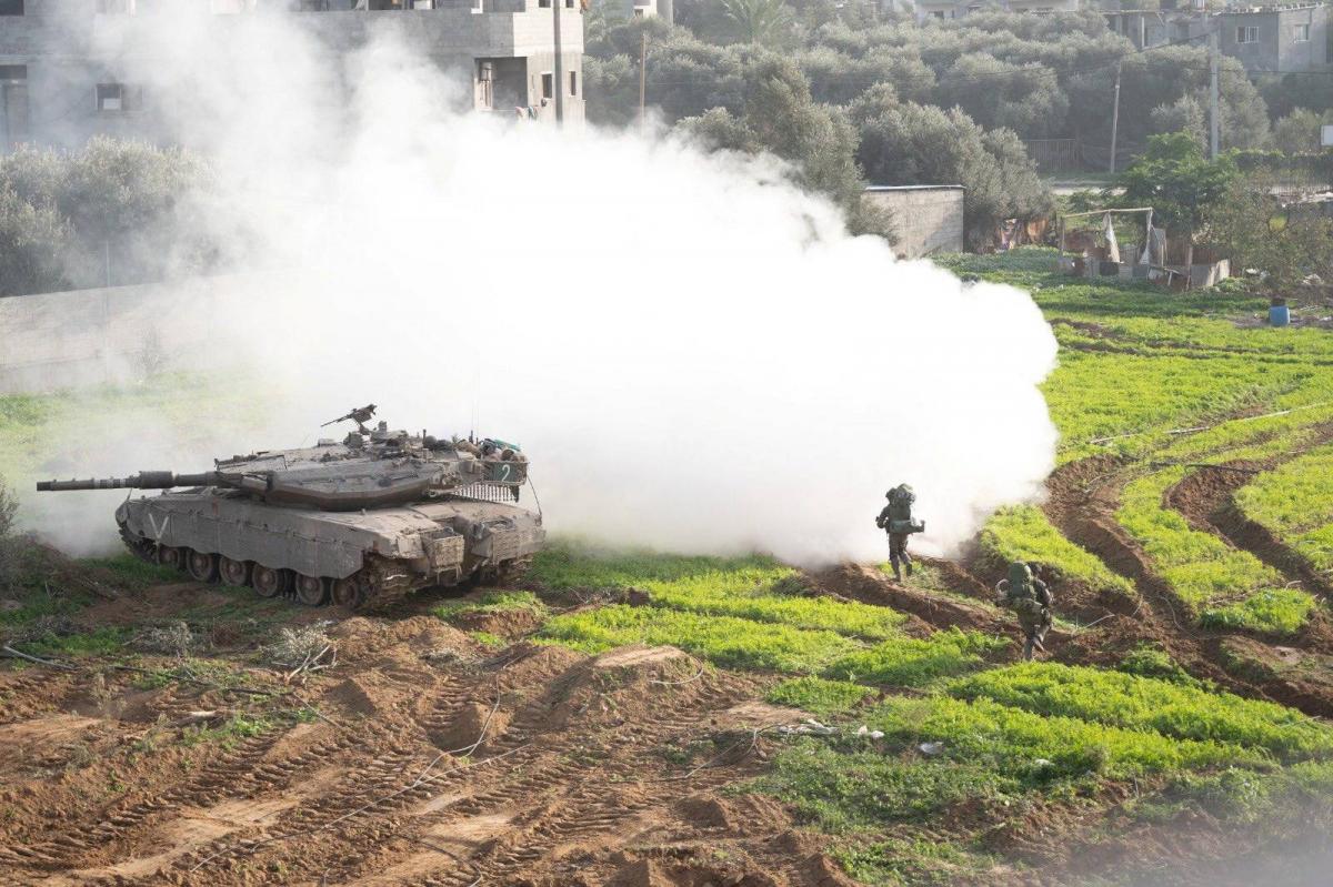 صحيفة قطرية: جهود إنهاء الحرب في غزة عبر الوساطة القطرية المصرية الأمريكية مستمرة ولن تثنيها عقبات ولا عراقيل 1 2024 01 18T090443Z 373247902 RC28K5AUMKKK RTRMADP 3 ISRAEL PALESTINIANS 1679791726388343