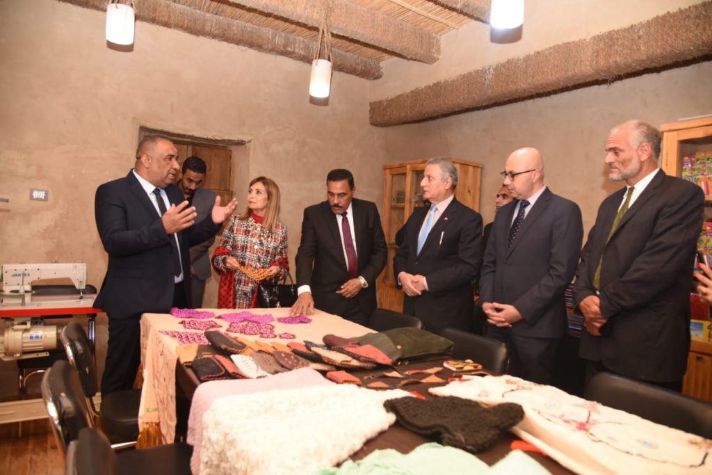 مكتبة مصر العامة بمطروح تشهد انطلاق الورش الفنية لأسبوع أطفال "أهل مصر" 1 2291726260363