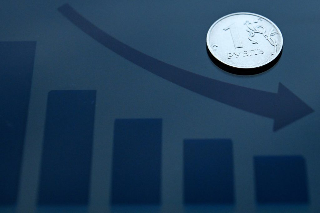 نمو قطاع التصنيع الروسي يسجل أدنى مستوى له في 13 شهرا 1 2294971725273544