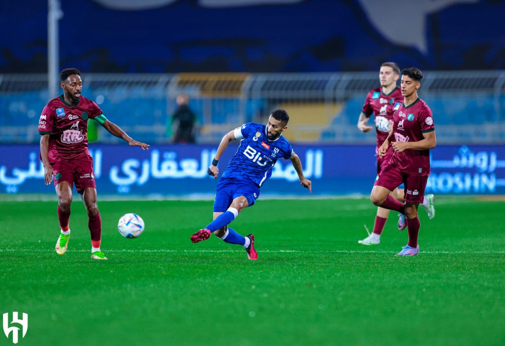 الهلال يفوز علي الرياض بثلاثية نظيفة في دوري "روشن" السعودي 1 2313811726346163