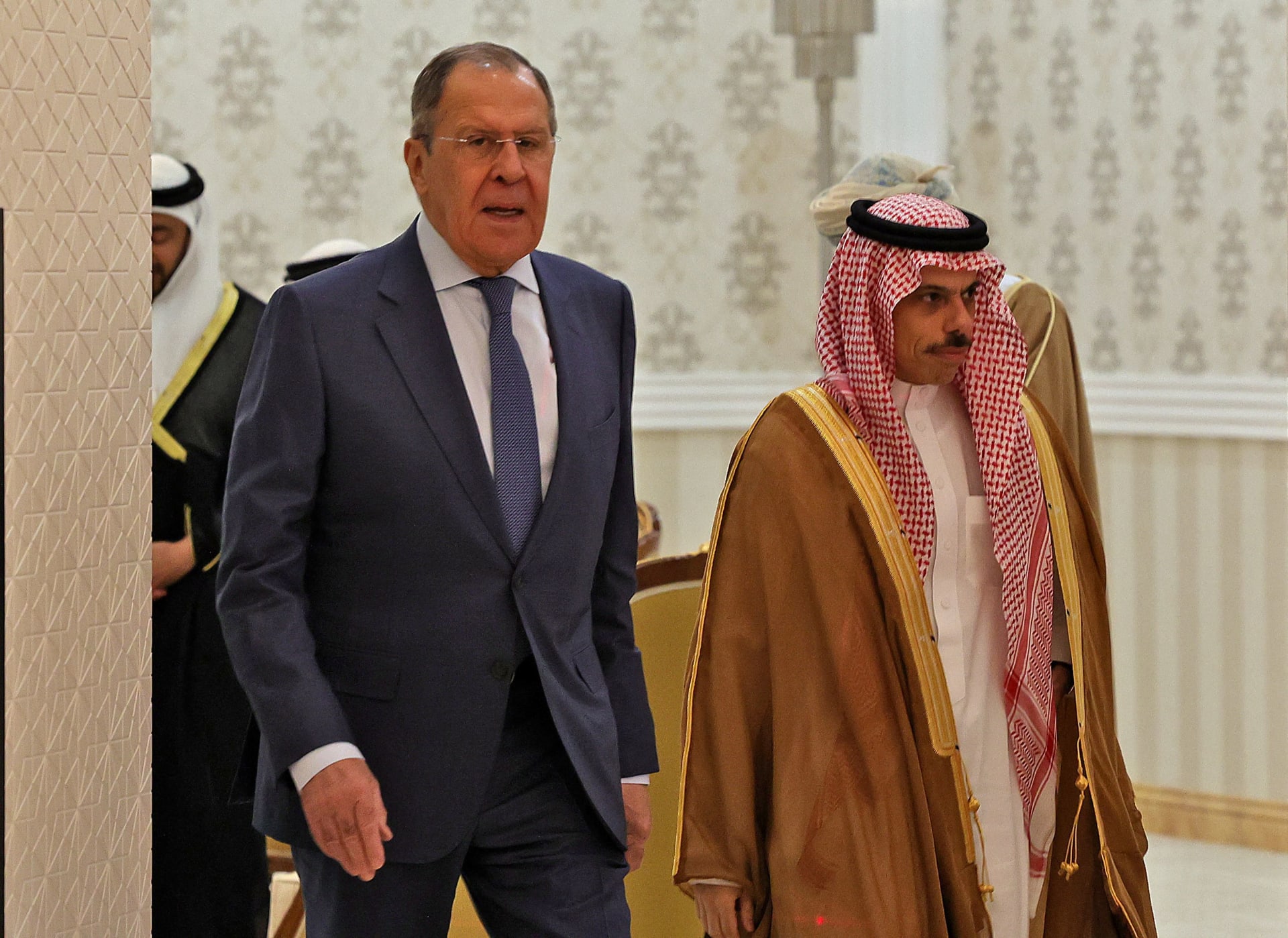 وزير الخارجية السعودي يبحث مع نظرائه الروسي والهندى والبرازيلي سبل تعزيز علاقات التعاون 1 2501171725873904