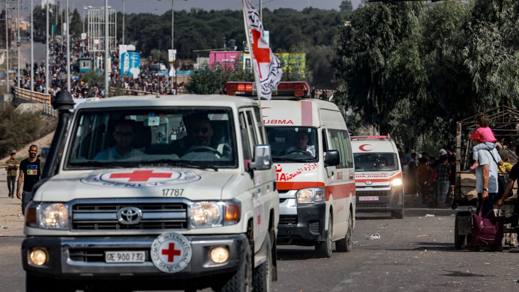 وفد منظمة الصحة العالمية يتفقد مستشفى العريش الذي يعالج أطفالا فلسطينيين 1 2544481725279303