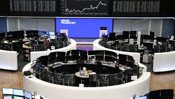 تباين أسواق الأسهم الأوروبية مع ترقب المستثمرين لتأثير خفض الفائدة الأمريكية 1 2581727079304