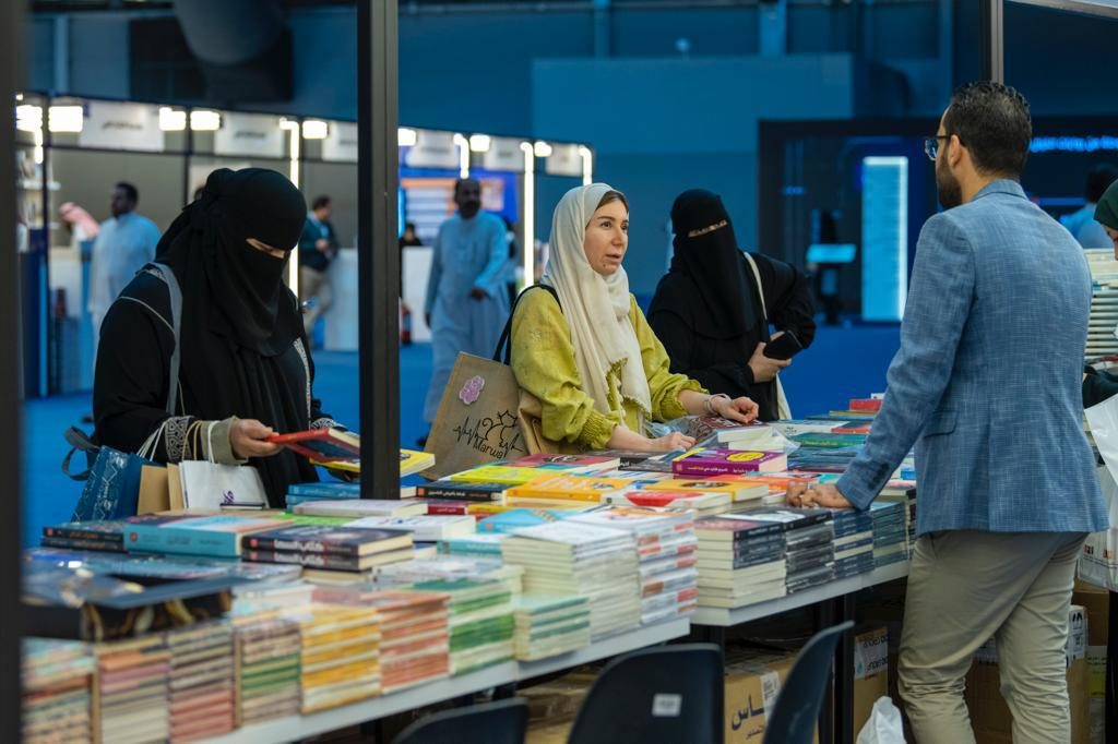 غدًا.. افتتاح معرض نقابة الصحفيين الأول للكتاب بمشاركة 40 دار نشر 1 3 28 21727199185