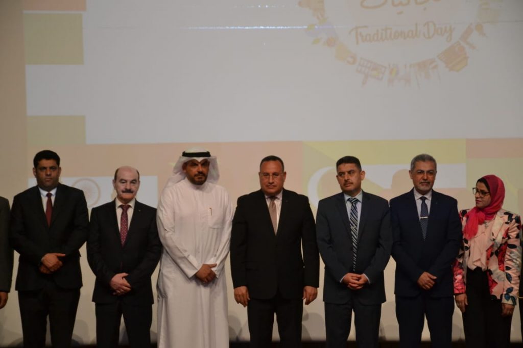 مؤتمر بجامعة الأسكندرية عن العلاقات بين الأوساط الأكاديمية والصناعة 1 4111727185144
