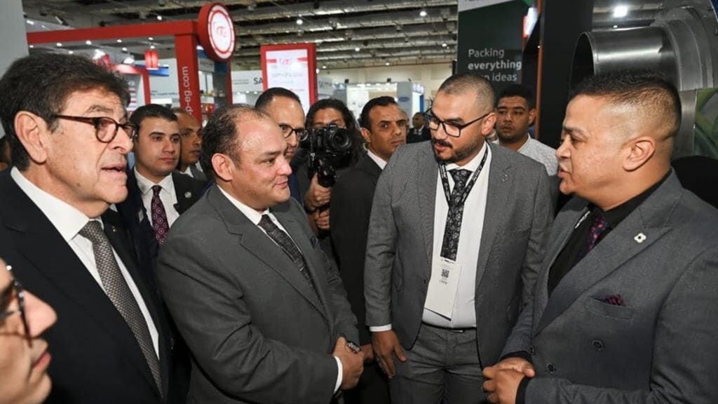 وزير الاستثمار: قطاع الصناعات الغذائية أحد أهم القطاعات الإنتاجية والتصديرية بالاقتصاد القومي 1 52023281333128884734931725872943