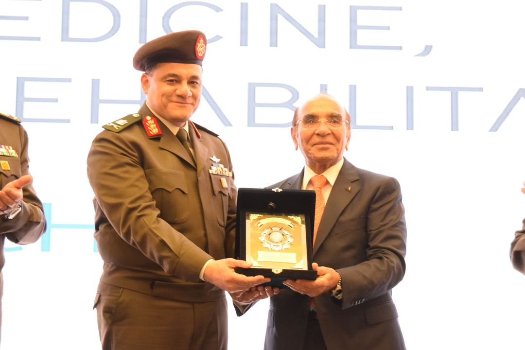 القوات المسلحة تنظم اليوم العلمي لتخصص العلاج الطبيعي في إصابة الملاعب بمركز الطب الطبيعي بالعجوزة 1 536671725714243