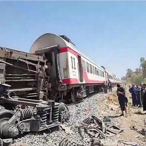 متحدث الصحة لـ"أ ش أ": ارتفاع عدد مصابي حادث تصادم قطارين بمدينة الزقازيق إلى 39 مصابا 1 611726337283