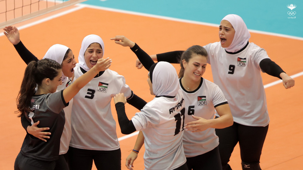 منتخب الأردن للكرة الطائرة الشاطئية للسيدات يتوج بالميدالية البرونزية في البطولة العربية 1 64b170c43ca721725898445