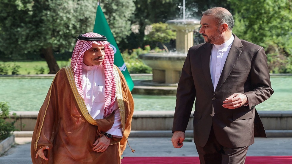 وزيرا خارجية السعودية والجزائر يبحثان هاتفيا تطورات الأوضاع في الأراضي الفلسطينية 1 65ba7e6e4c59b741e7188e211725382984