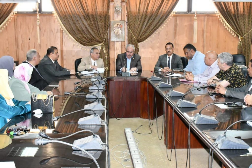 رئيس جامعة قناة السويس: رفع درجة الاستعداد للمشاركة في مبادرة «بداية جديدة لبناء الإنسان» 1 6681726518243