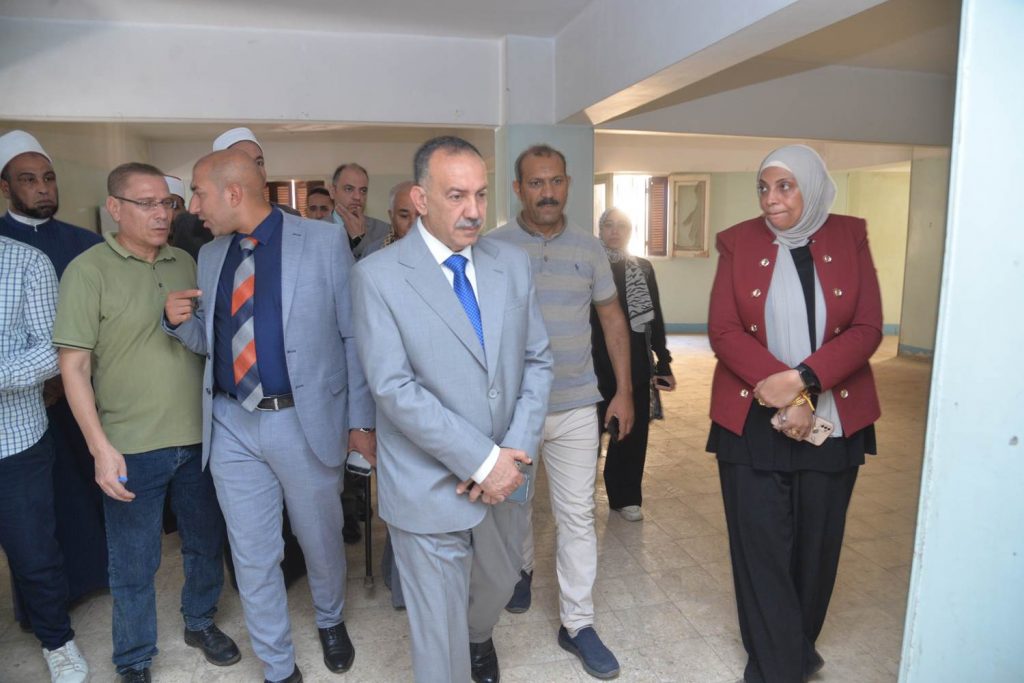 محافظ أسيوط يقرر إغلاق دار للمسنين لتردي الأوضاع الصحية والنفسية للنزلاء 1 6751726653484