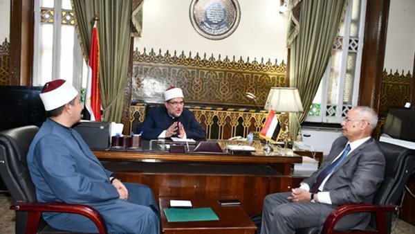 وزير الأوقاف:مستعدون لدعم مكتبة الجامعة المصرية بكازاخستان بكافة المقررات الجديدة التي تلبي احتياجاتها 1 7341725986343