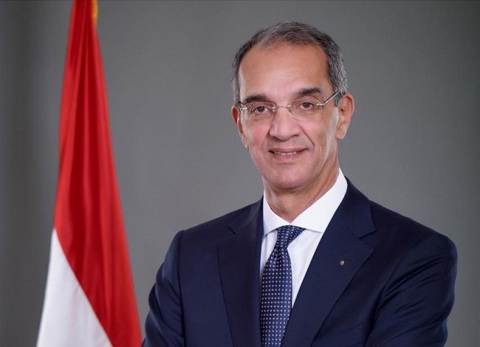 وزير الاتصالات: مستمرون في التعاون مع الدول المتقدمة لتوطين صناعة تكنولوجيا المعلومات 1 78218410 577700396381087 3122481171682820096 n1725689283