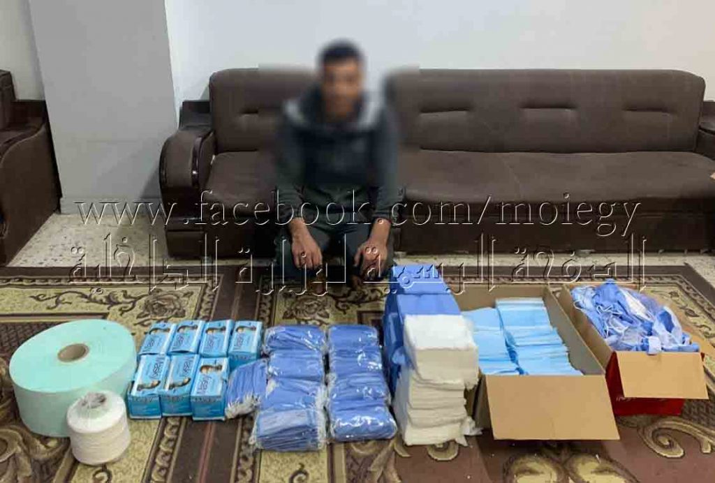 ضبط مالك مصنع لقيامه بتصنيع الأدوية والعقاقير مجهولة المصدر بالشرقية 1 EWMq9CkXkAI2g6r1726993443