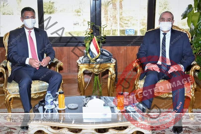 وزير الطيران المدنى يبحث مع نائب الرئيس التنفيذى لشركة إيرباص العالمية أوجه التعاون المشترك 1 FB IMG 16443228981221725628143