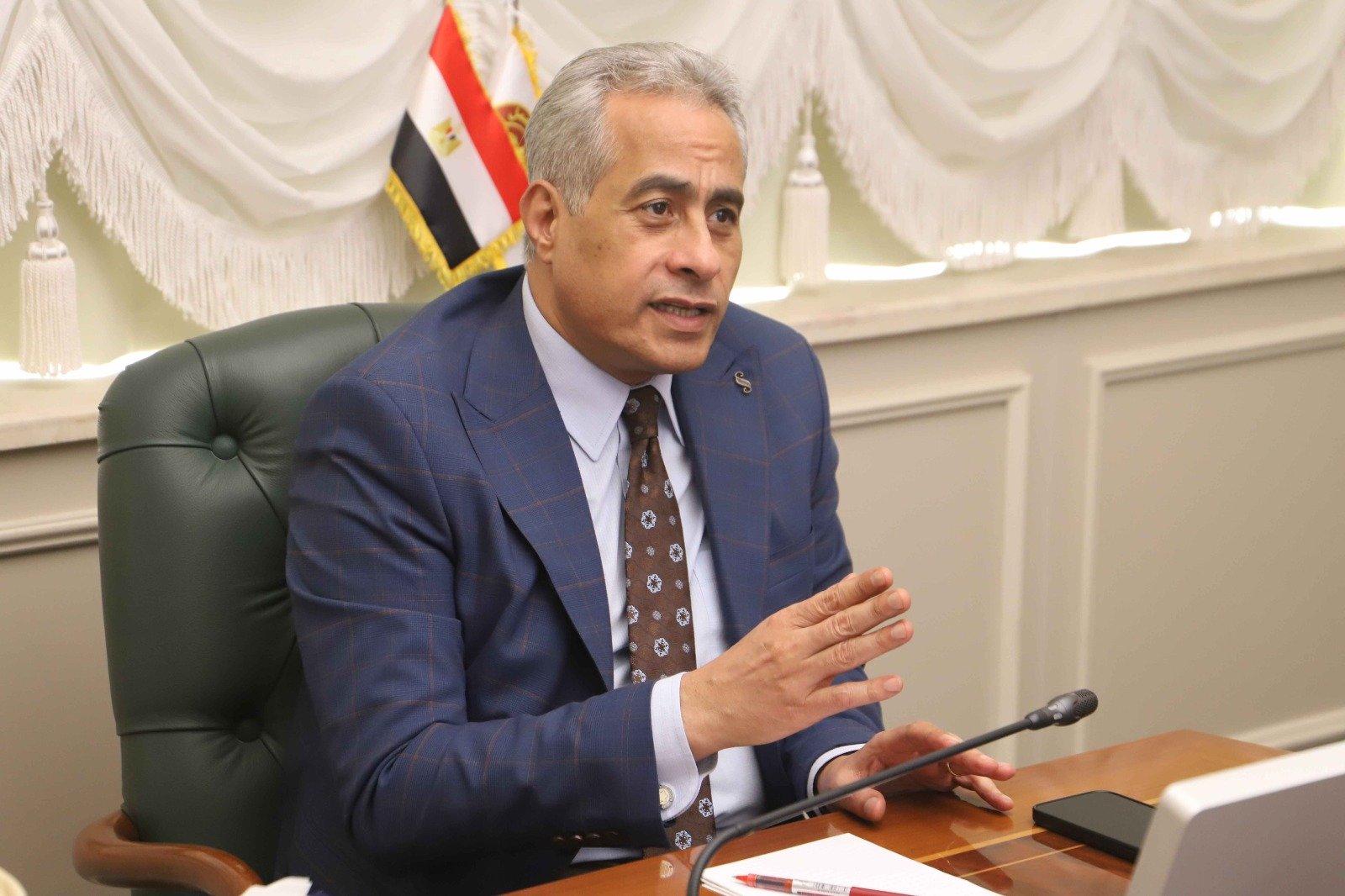 وزير العمل: الدولة حريصة على تشجيع الاستثمار المحلي والأجنبي ودمج ذوي الهمم بسوق العمل 1 IMG 20231231 WA00011726563005
