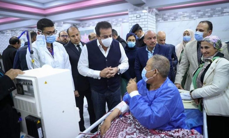 نائب وزير الصحة يتفقد مركزي طب أسرة وعيادة تأمين صحي بالقليوبية 1 WhatsApp Image 2023 02 05 at 31725713343
