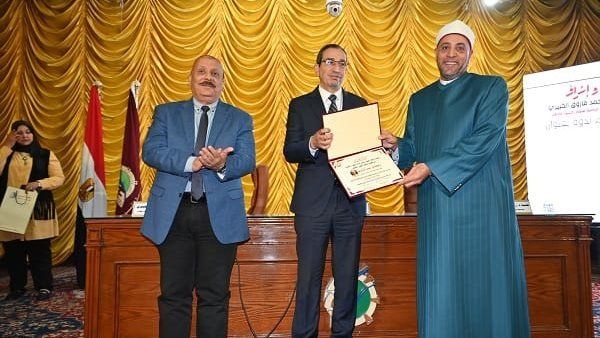 غدا.. اللجنة العليا للدعوة بالأزهر تبدأ "أسبوع الدعوة الإسلامي.. رؤية إسلامية في قضايا إنسانية" 1 b3f51b19bf154c68142e38d87fafb4891727458863