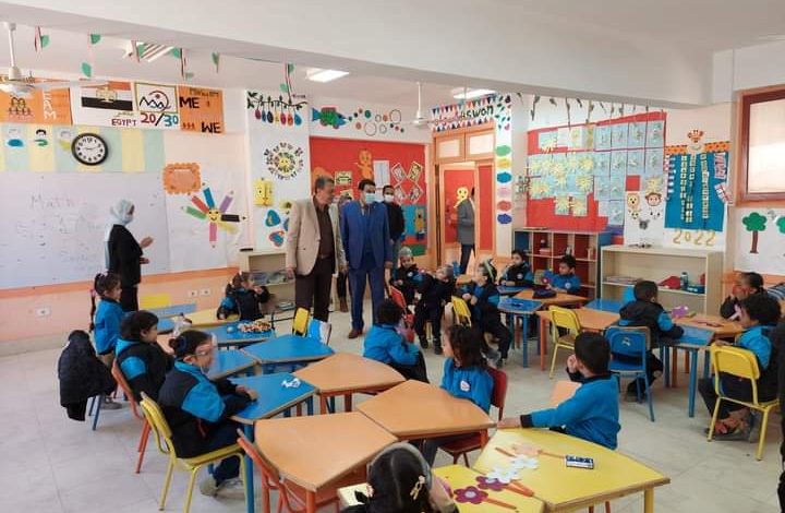 محافظ دمياط: مدارس النيل والمصرية اليابانية والدولية الرسمية تقدم خدمات تعليمية متميزة 1 fb img 16475239511897174346693167265395