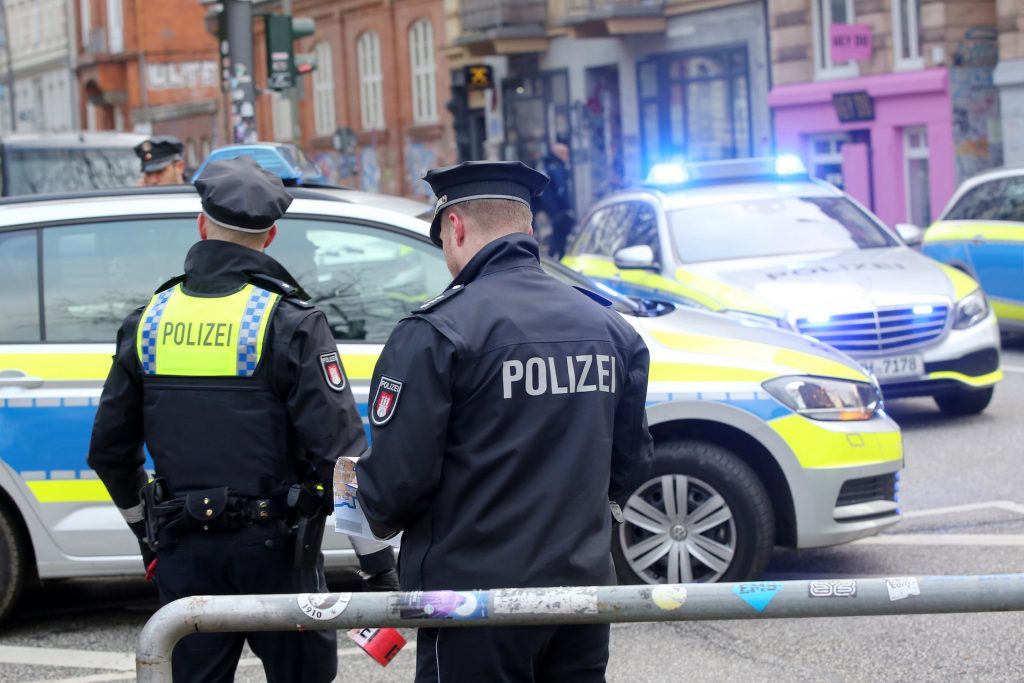 الشرطة الألمانية تطلق النار على مشتبه به قرب القنصلية الإسرائيلية في ميونيخ 1 germany police bundespolizei1725543304