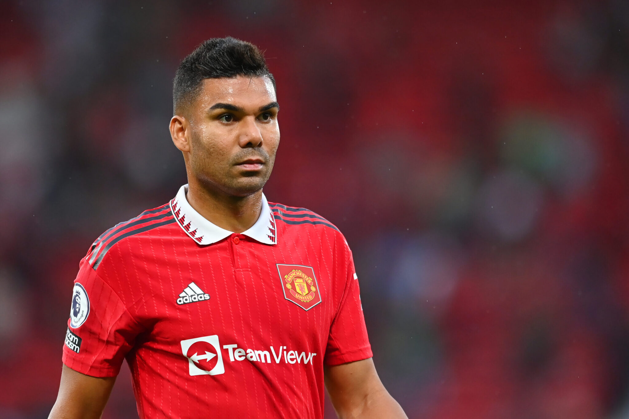 "فوتبول ترانسفيرز": إدارة مانشستر يونايتد ترغب في بيع كاسيميرو رغم رغبة اللاعب بالبقاء 1 manchester united v arsenal fc premier league 2 scaled 1