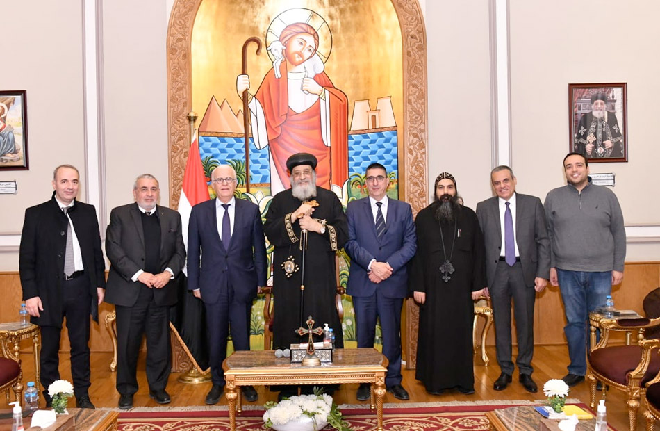 وزير الشؤون الاجتماعية اللبناني: التفجيرات الإسرائيلية الأخيرة غير مسبوقة وتتطلب تكاتف جهود الجميع 1 البابا تواضروس يلتقي وزير الشؤون الاجتماعية اللبناني صور1726907343