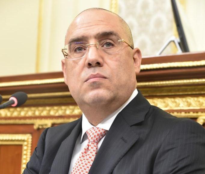 وزير الإسكان: قانون التصالح بمخالفات البناء يهدف إلى الوصول لمظهر عمراني حضاري بالمدن الجديدة 1 الوزير عاصم الجزار 27 10 2019 11725205683