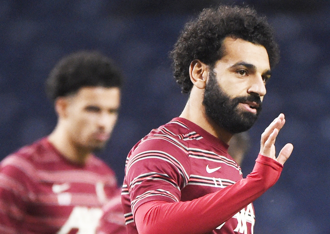 موقع بريطاني: منافسة قوية بين كبار الأندية السعودية للتعاقد مع الدولي المصري محمد صلاح 1 كبار الأندية الأوروبية والمنافسة للتوقيع مع المصري محمد صلاح1725720843