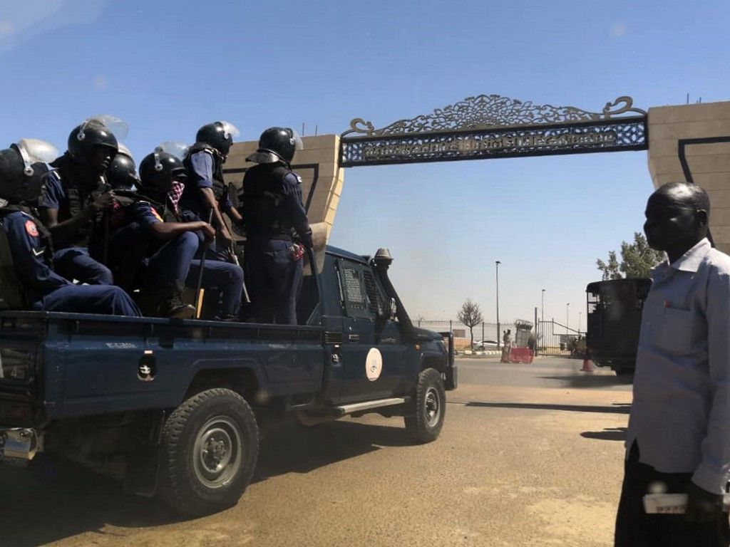 غانا: فرض حظر التجول وإرسال قوات من الجيش والشرطة للسيطرة على الاشتباكات العرقية في بلدة بوكو 1 000 1FF3481730277363