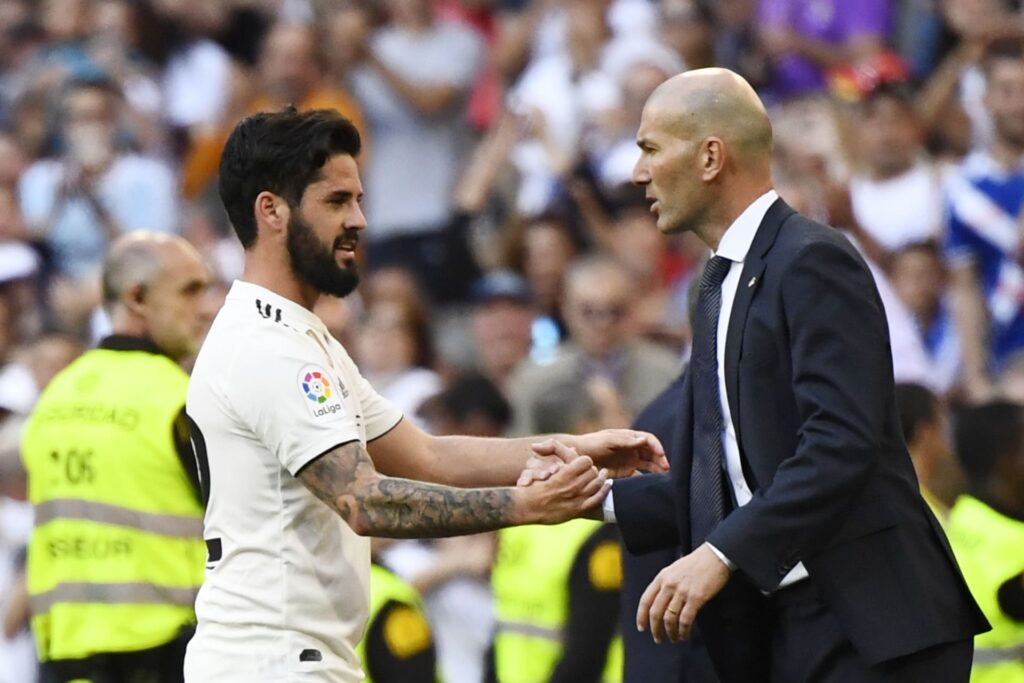 قبل الكلاسيكو .. ريال مدريد يحقق فوزا ثمينا على سيلتا فيجو 2-1 بالدوري الإسباني 1 1238281729373283