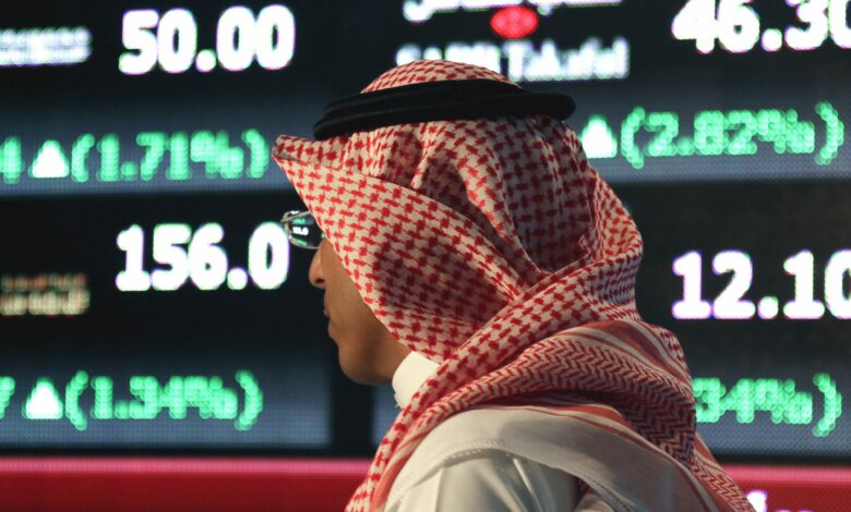 تباين أغلب مؤشرات البورصات الخليجية عند الإغلاق 1 1644131833 582 376433 mideastsaudimarketsopening11730038503