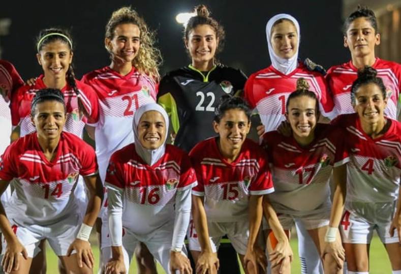 منتخب الأردن للسيدات لكرة القدم يخسر أمام نظيره الفلبيني في (البطولة الوردية) 1 16502135374293202211010522032231729974663