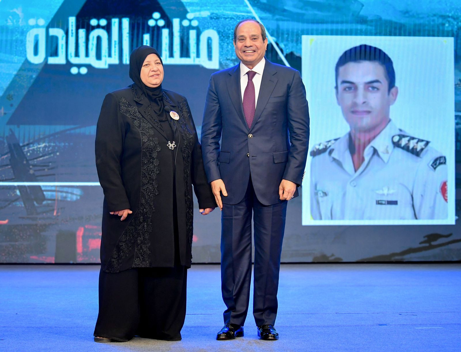 الرئيس السيسي يشهد فعاليات الندوة التثقيفية الـ40 للقوات المسلحة بمناسبة نصر أكتوبر المجيد 1 1678372962121728904984
