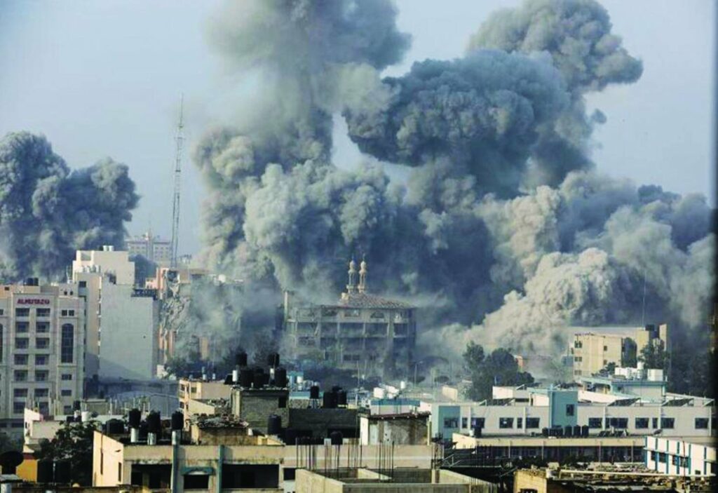 شهداء فلسطينيون ومصابون في قصف إسرائيلي على حي الصبرة جنوب مدينة غزة 1 17050534845971730393704