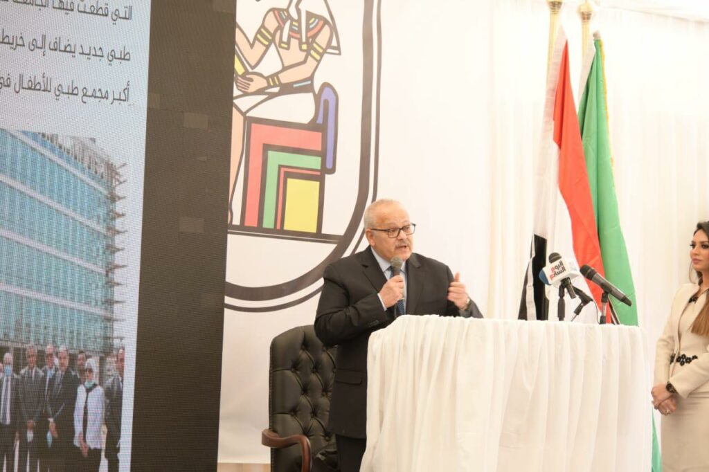 رئيس جامعة القاهرة يتفقد المجمع الطبي لعلاج الأطفال بـ 6 أكتوبر 1 19 2021 637762090517118877 7111729154163