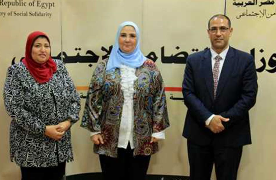 وزيرة التضامن تستقبل وفداً من طلاب الجامعات من ذوي الإعاقة في مستهل جولتهم الميدانية بالعاصمة الإدارية 1 19 2022 638016103759770984 9771727865966