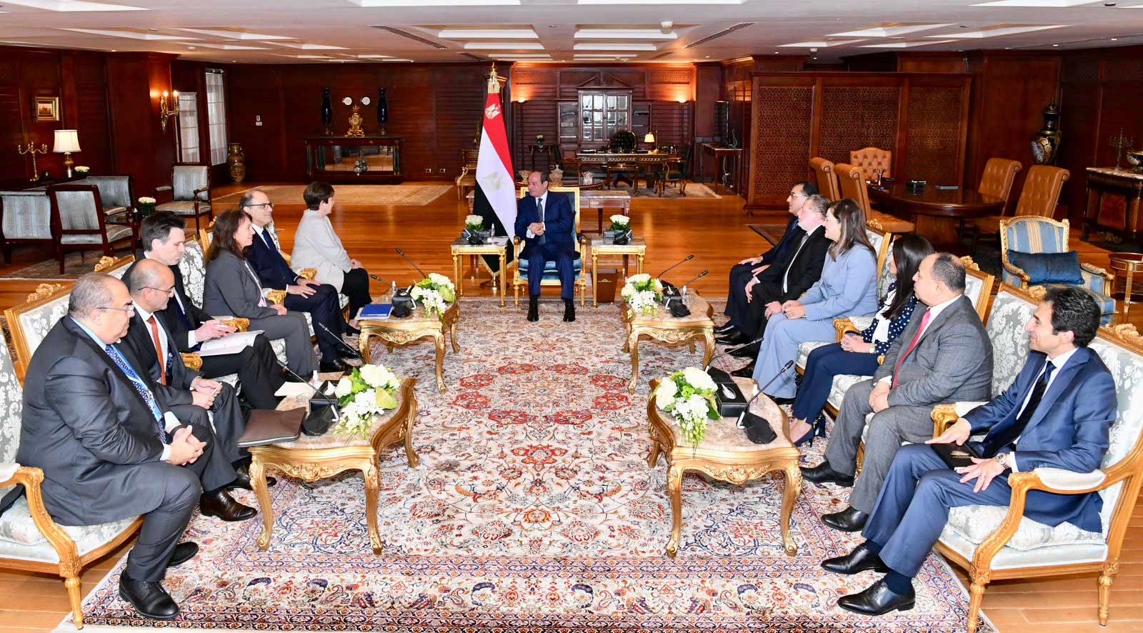 فريق صندوق النقد الدولي يبحث مع رئيس سريلانكا التحديات الاقتصادية التي تواجهها البلاد 1 19 2022 638033401118118253 8111728306843