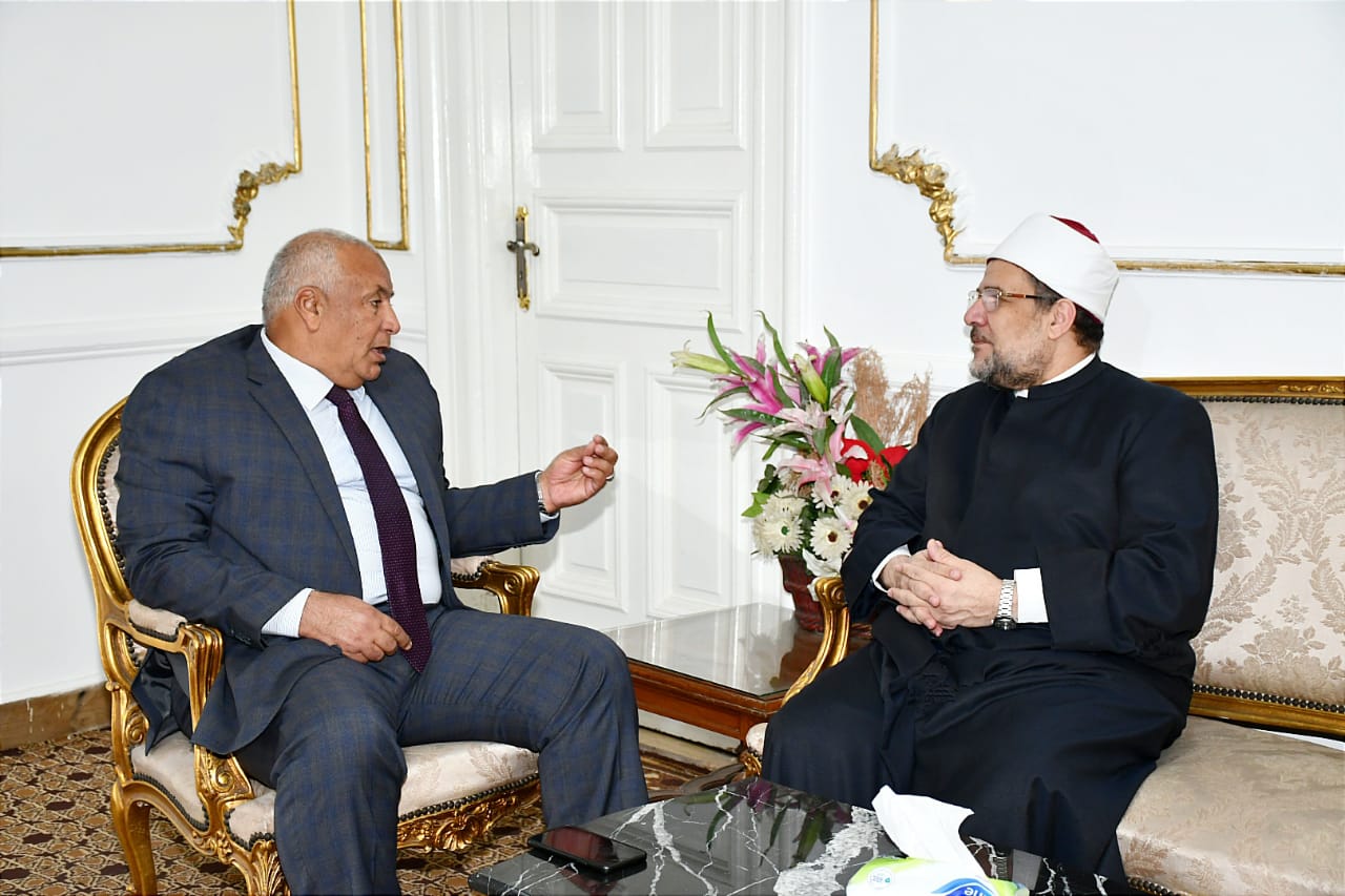وزير الأوقاف يبحث مع محافظ الوادي الجديد التعاون المشترك في الدعوة وعمارة المساجد بالمحافظة 1 19 2022 638056764189595646 9591730273163