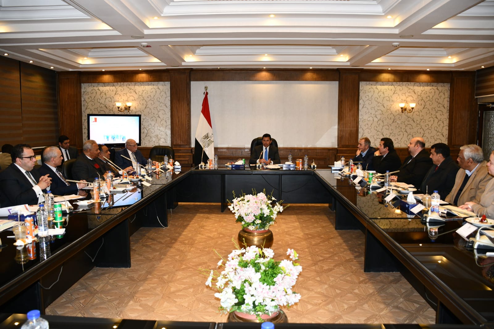 وزير الشباب والرياضة يترأس اجتماع مجلس إدارة صندوق التمويل الأهلي لرعاية النشء والشباب 1 19 2023 638120076323372779 3371728931623