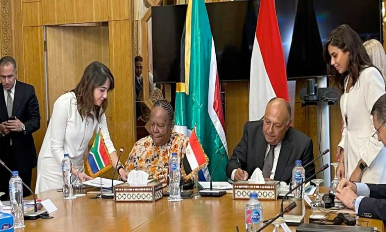 جنوب إفريقيا والاتحاد الإفريقي يناقشان مجالات التعاون في إطار مجموعة العشرين 1 2022 637890951295364067 5361728393665