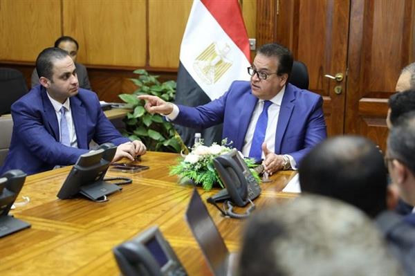 نائب وزير الصحة يبحث مستجدات العمل بمنظومة سلاسل الإمدادات الدوائية والمستلزمات والأجهزة الطبية 1 2023 638141450444208041 4201728111364